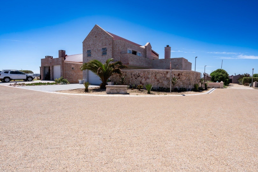 3 Bedroom Property for Sale in Bluewater Bay Western Cape